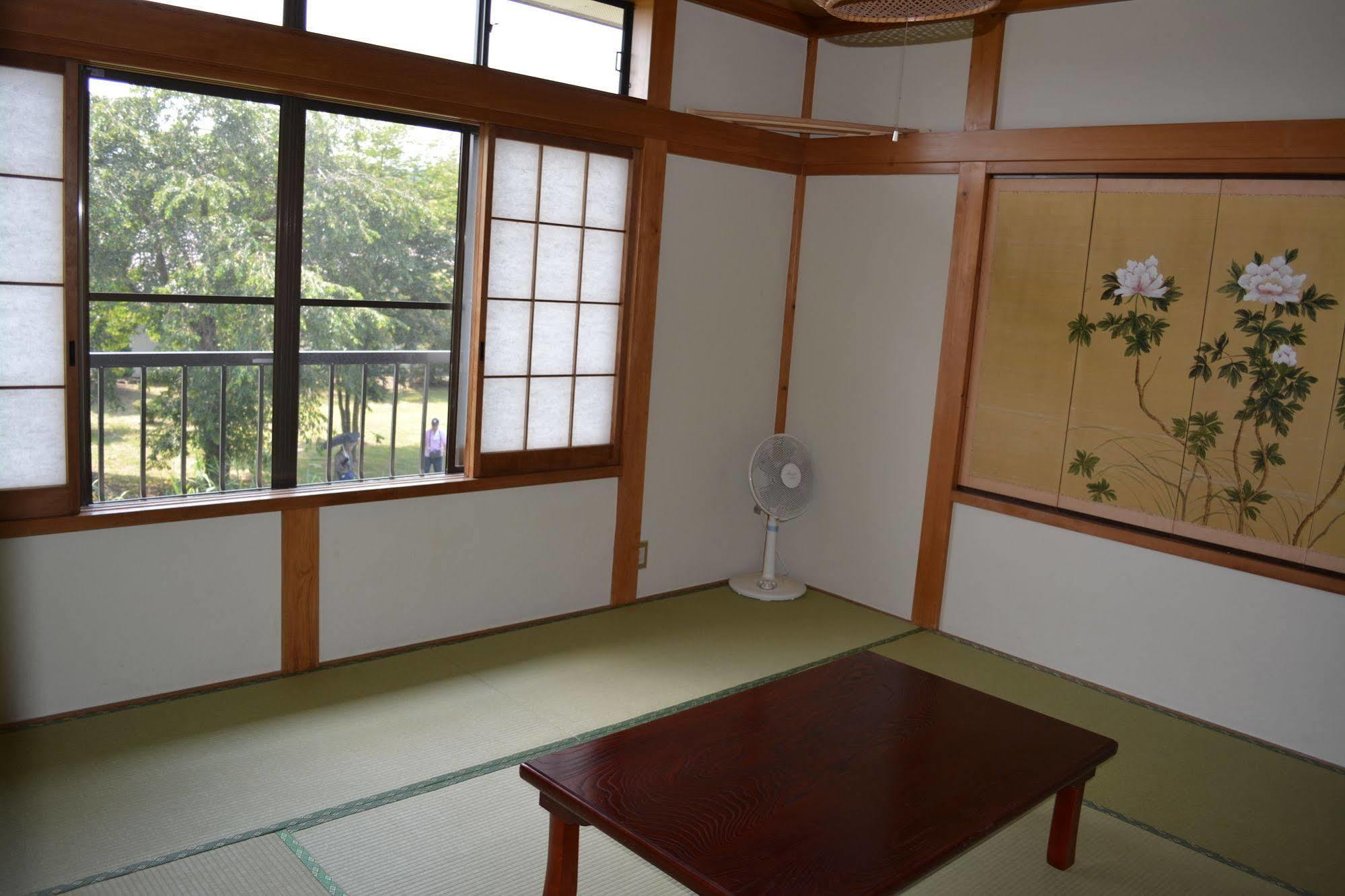 Lake Oshino Exterior photo